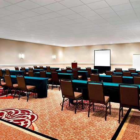 Sheraton Tampa Brandon Hotel Εξωτερικό φωτογραφία