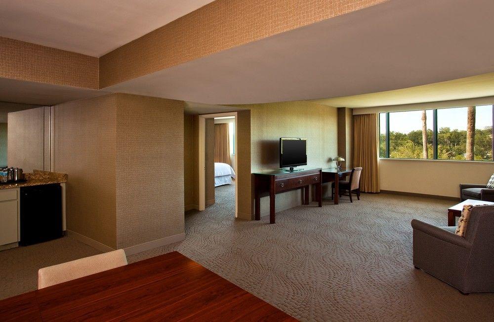 Sheraton Tampa Brandon Hotel Εξωτερικό φωτογραφία