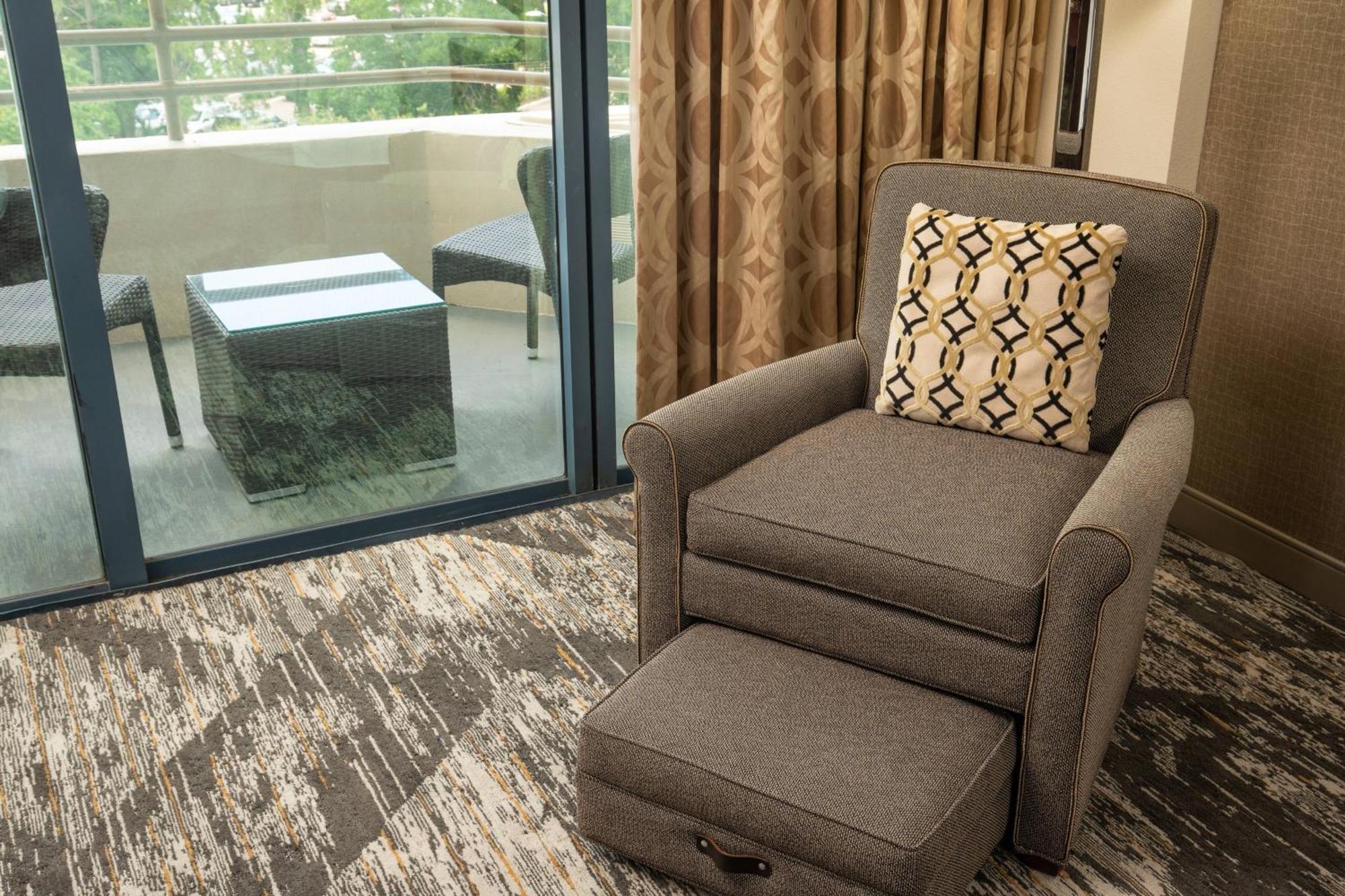 Sheraton Tampa Brandon Hotel Εξωτερικό φωτογραφία