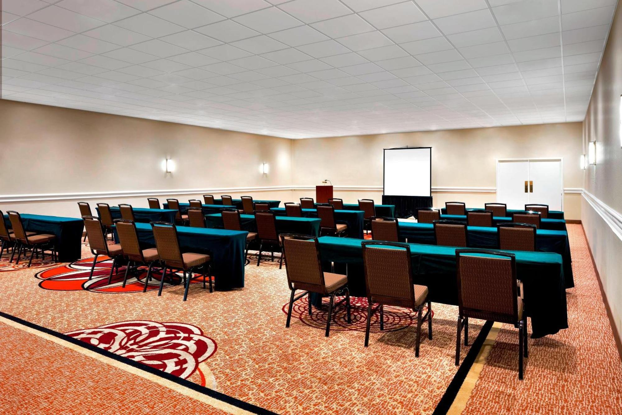 Sheraton Tampa Brandon Hotel Εξωτερικό φωτογραφία